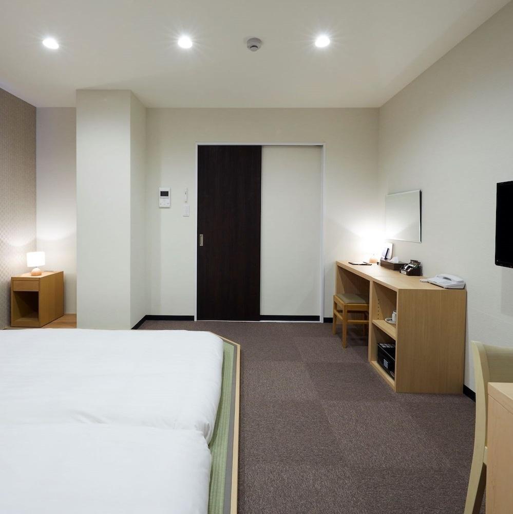 Rinn Shichijo Ohashi Bridge Aparthotel
